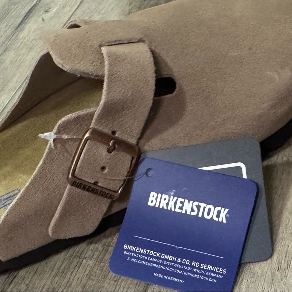 Birkenstock NWT Taupe Suede Clogs
